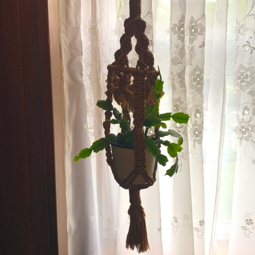 Boho Macramé Plant Holder Handmade Craft Brown Wooden Beads Porch Herb Garden